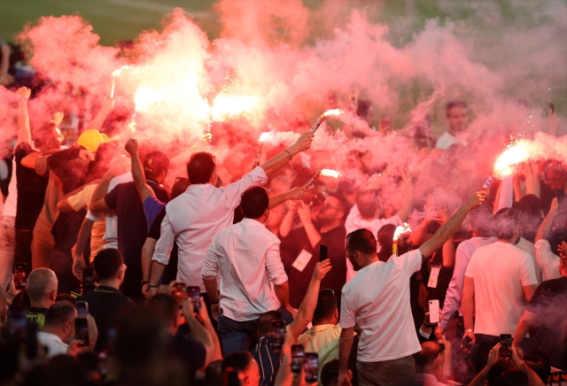 Aziz Yıldırım yeniden Fenerbahçe başkanı oldu