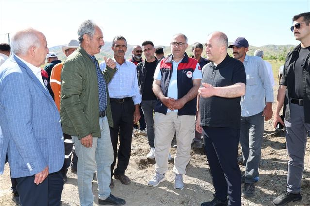 Vali Hatipoğlu, Kovancılar'da Sel İncelemesi Yaptı