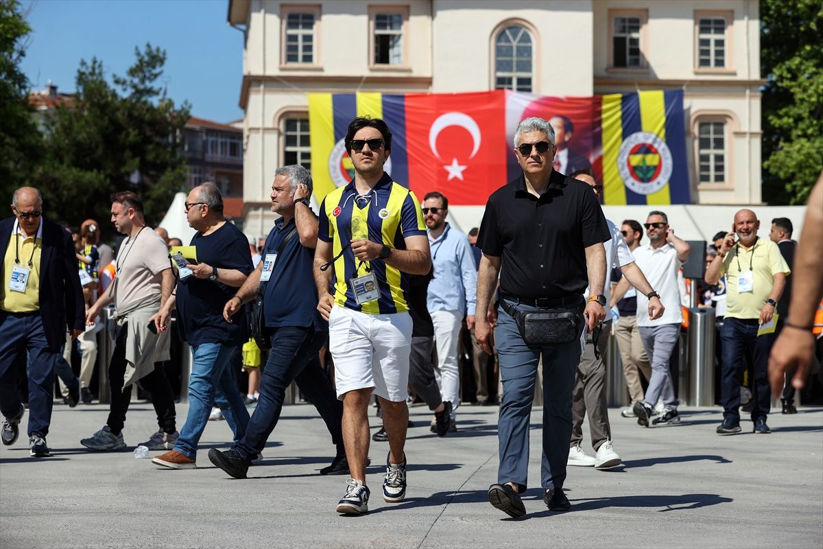 Fenerbahçe Genel Kurulu Başladı