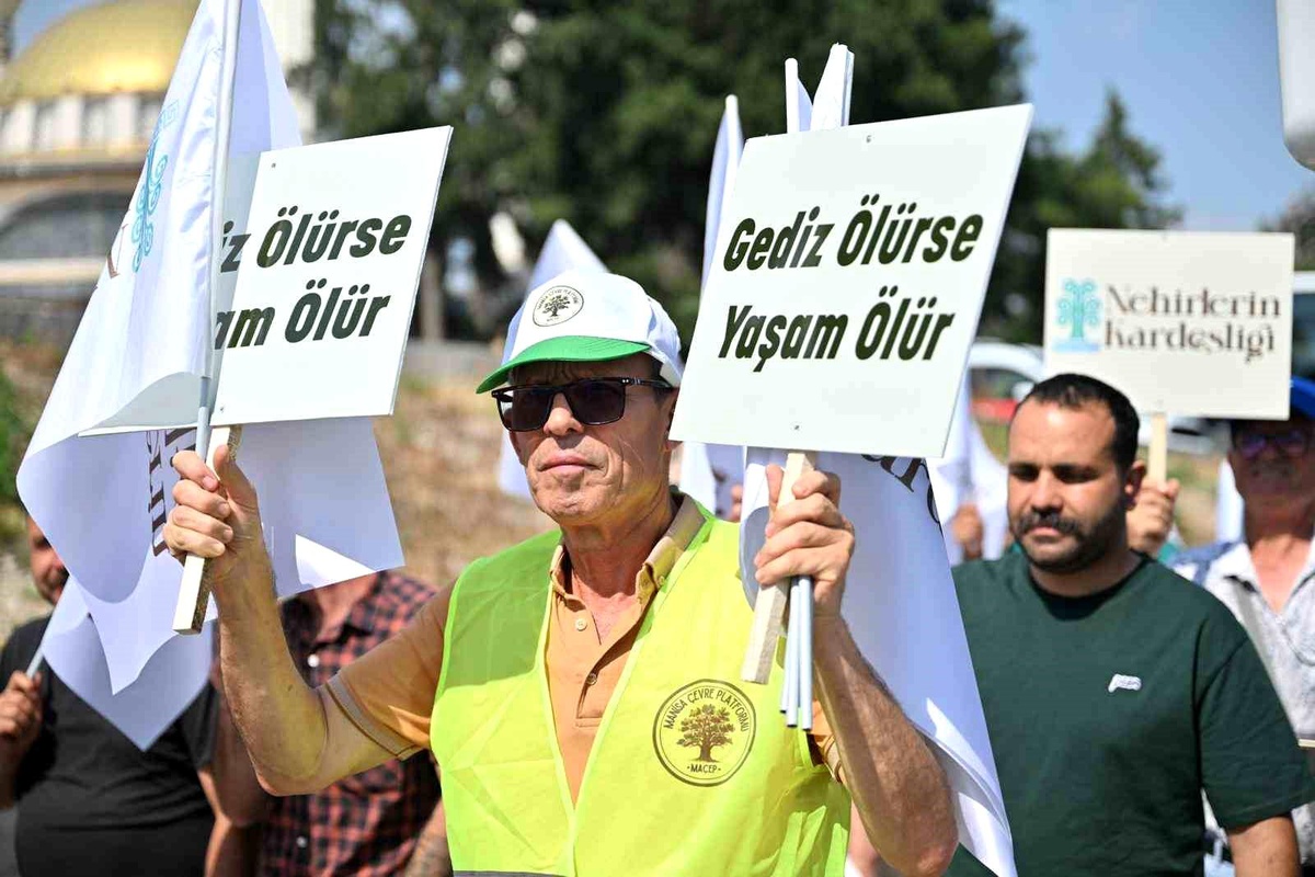 Gediz için tek yürek oldular