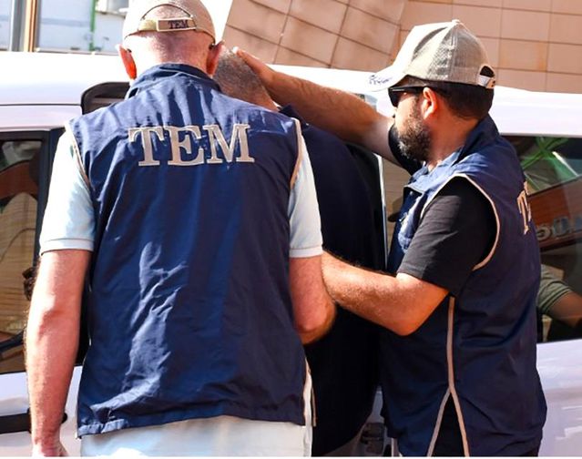 Aranan Terör Zanlısı Isparta'da Yakalandı