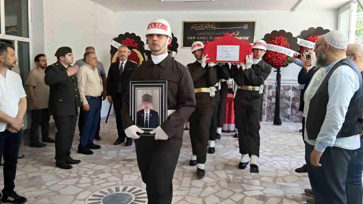Kıbrıs gazisi Samsun\'da askeri törenle son yolculuğuna uğurlandı