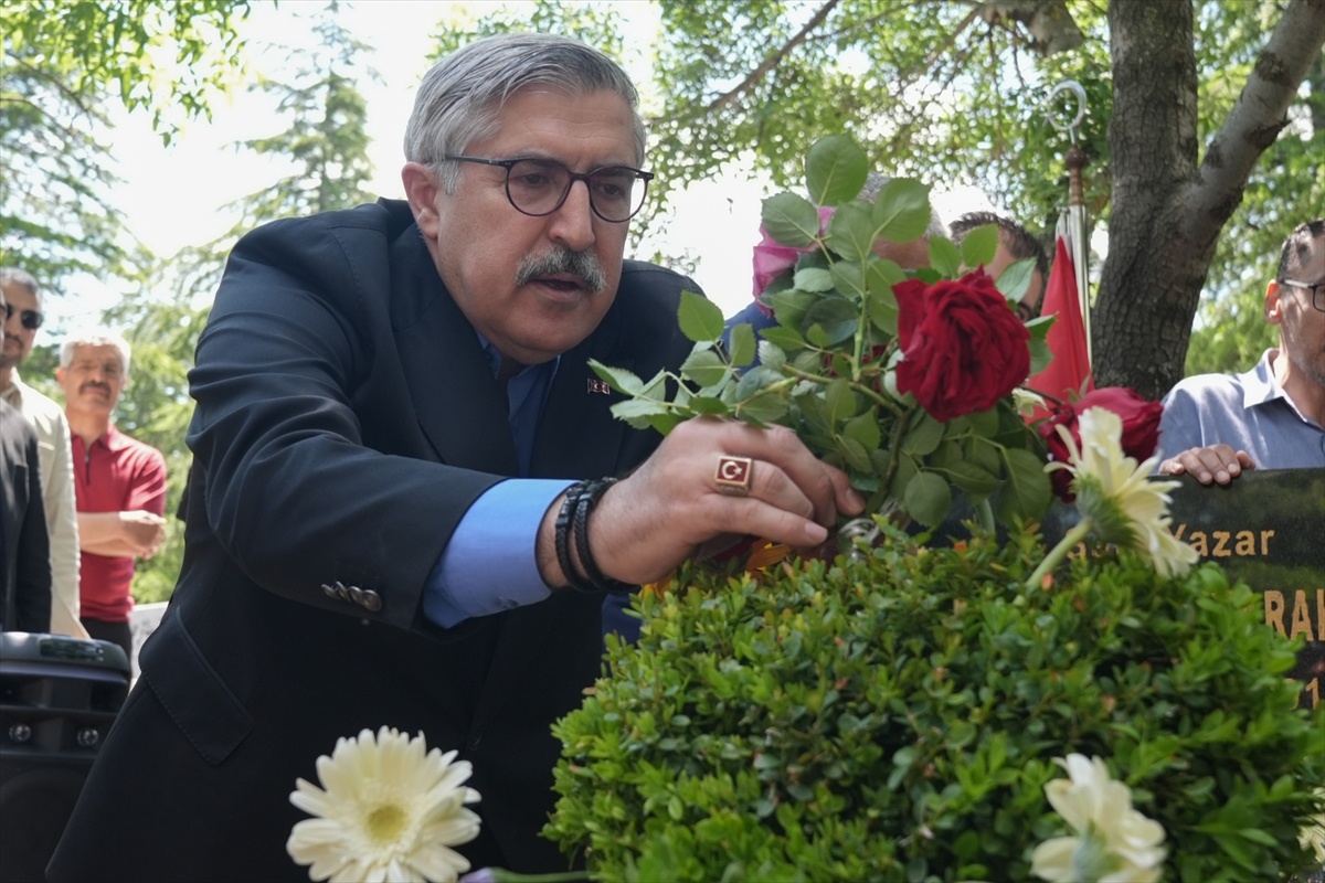 Karakoç 14. Yılında Anıldı