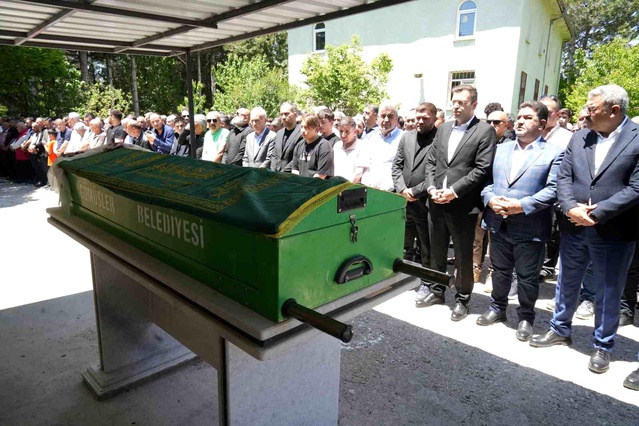 Sel Felaketinde Hayatını Kaybeden Annenin Cenazesi