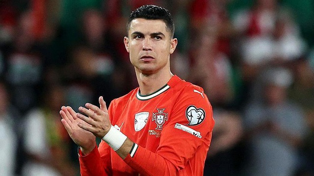 Ronaldo, Altıncı Dünya Kupası'na Hazırlanıyor