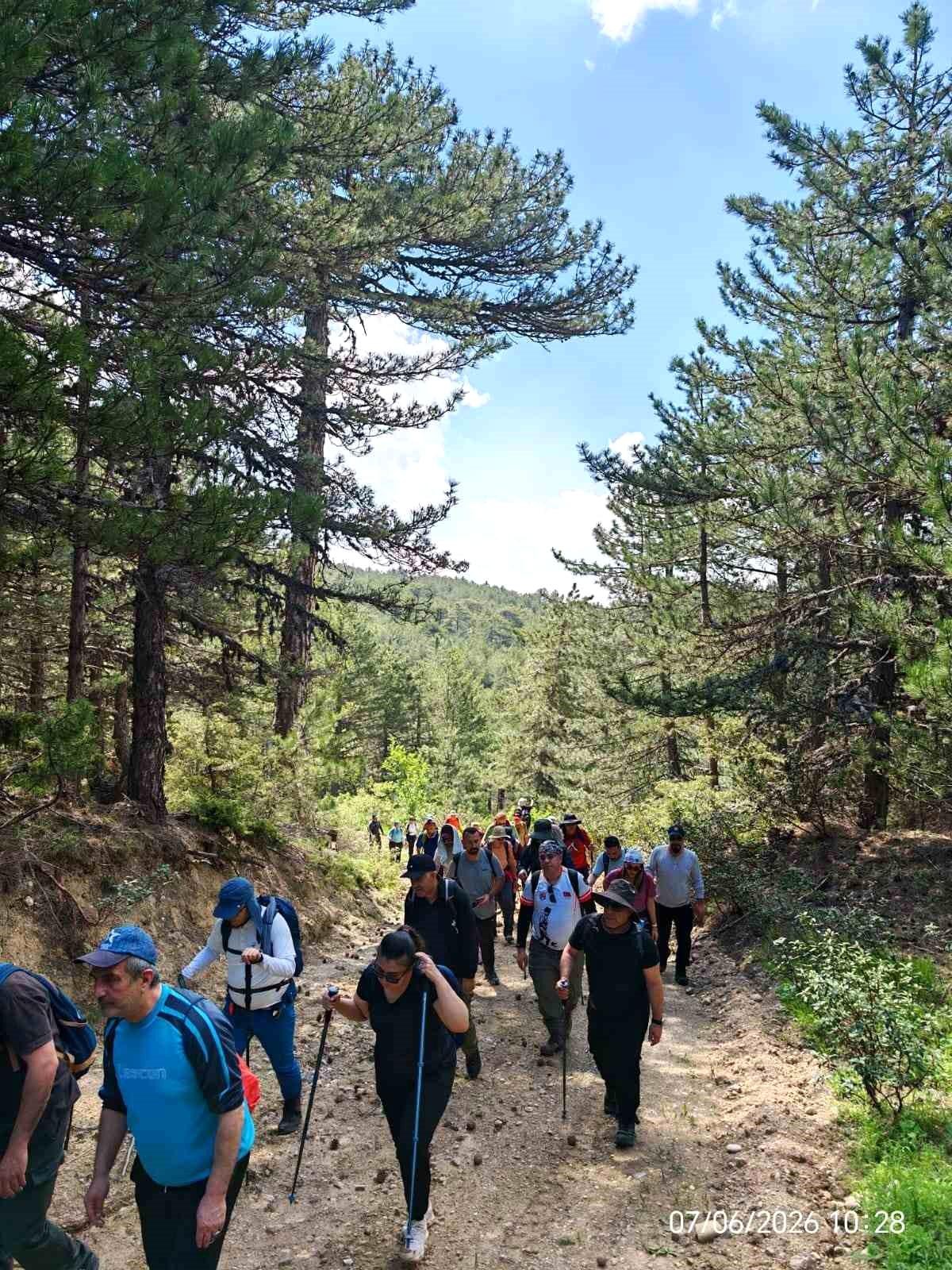 AFDOS Doğa Yürüyüşü Çukurca\'da Gerçekleşti