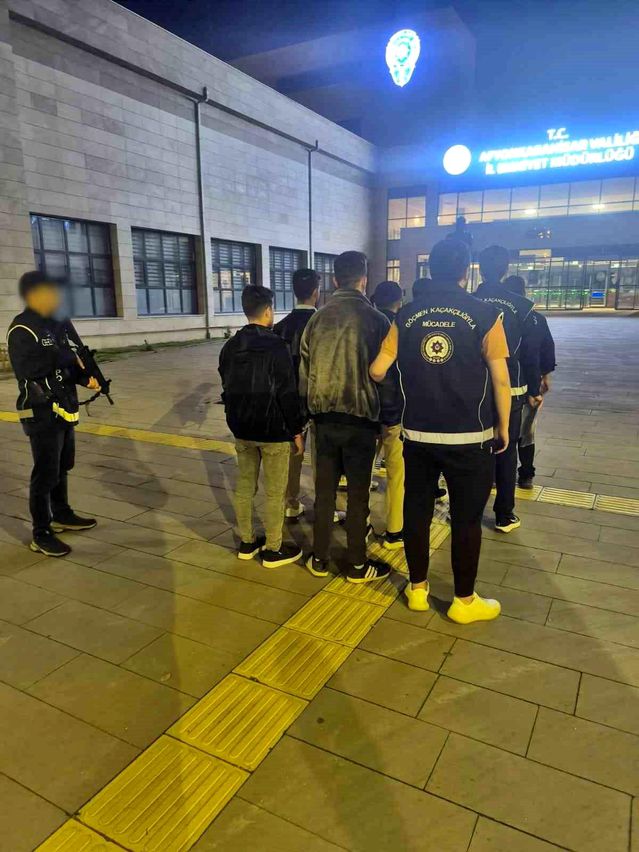 İscehisar'da Göçmen Kaçakçılığı Operasyonu