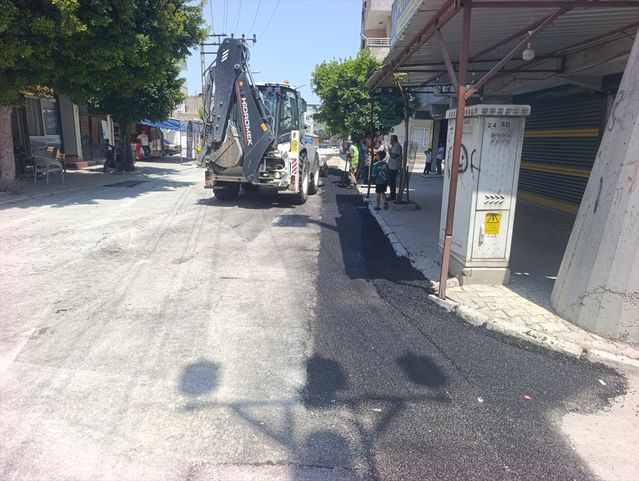 Mersin'de Yol ve Kaldırımlar Yenileniyor