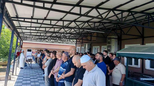 Motosiklet Kazasında Hayatını Kaybeden Genç Uğurlandı