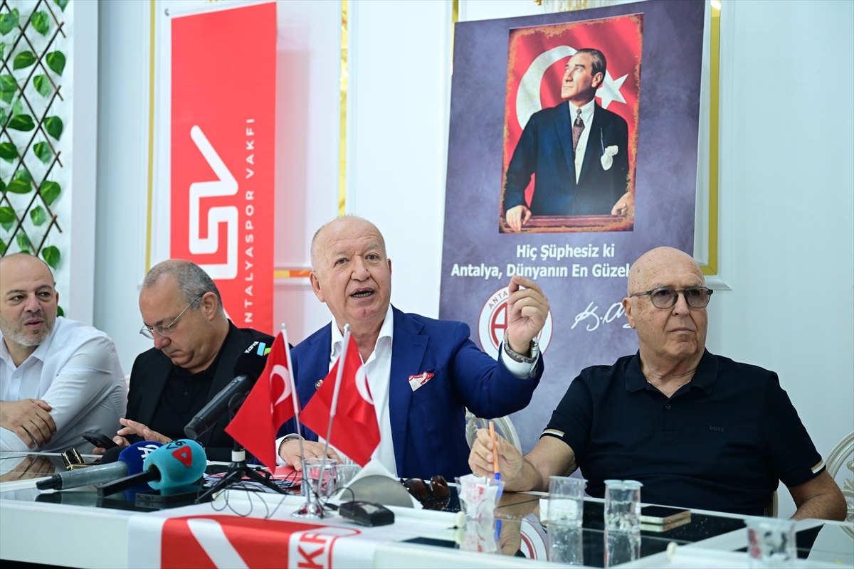 Antalyaspor\'da Tapu Sorunu Çözüldü