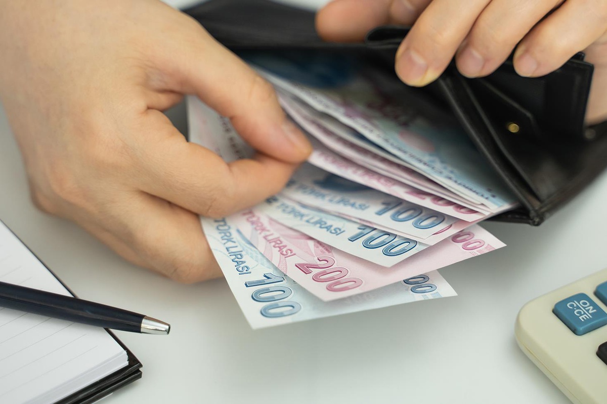 Hükümet asgari ücretle ilgili tartışmalara son noktayı koydu
