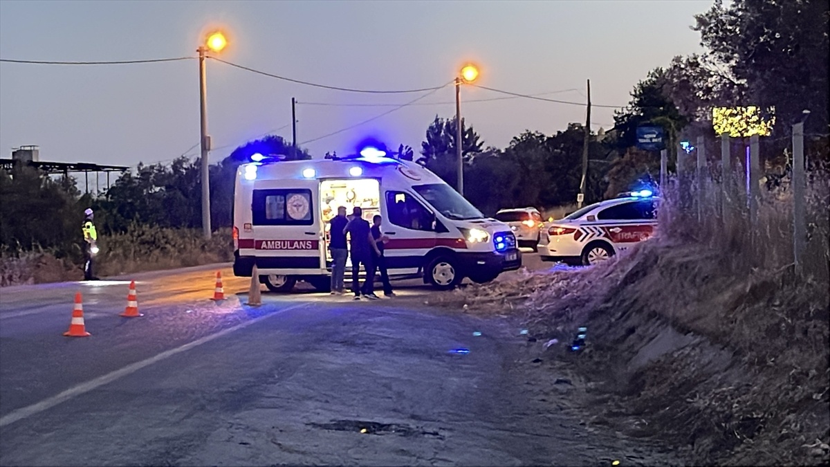 Edremit\'te Trafik Kazası: 1 Yaralı