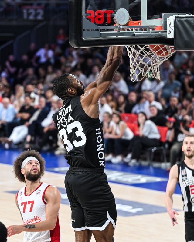 Beşiktaş GAİN, Bahçeşehir Koleji'ni Yendi