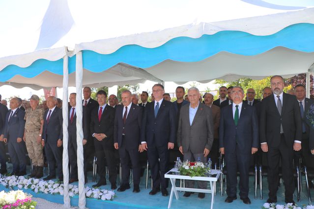 Van'da Denizcilik Fakültesi Temel Atma Töreni