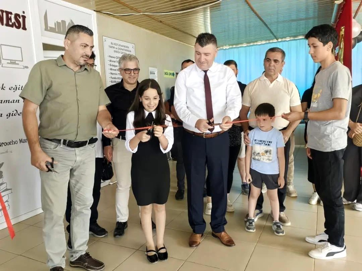 Bozyazı\'da Genç Sanatçıdan Resim Sergisi