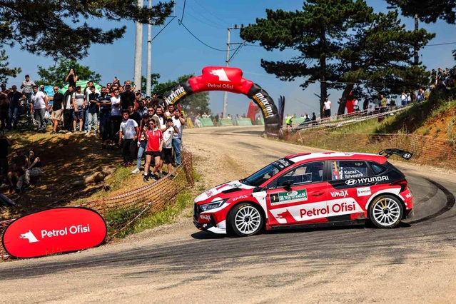 Kerem Kazaz, Yeşil Bursa Rallisi'ni Kazandı