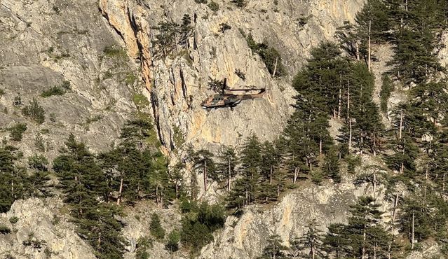 Dağda Yaralı Kişi Askeri Helikopterle Kurtarıldı