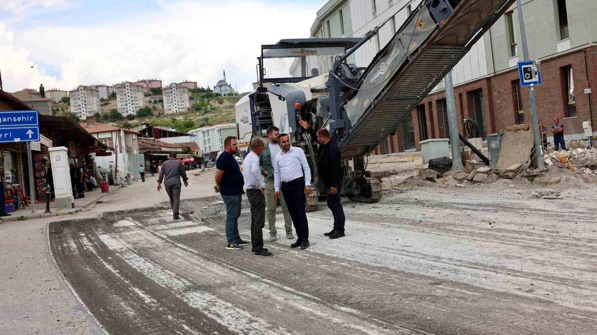 Akçadağ\'da Deprem Sonrası İmar Çalışmaları Sürüyor