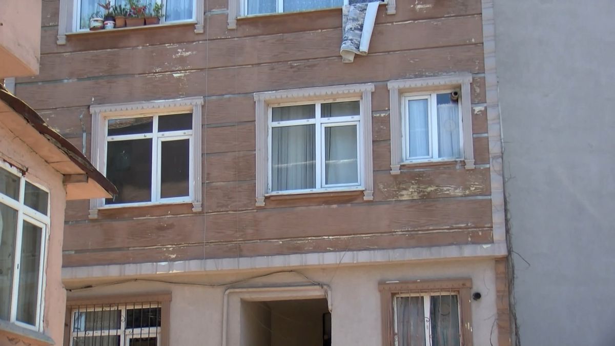 Annesini Bıçakla Rehin Alan Yunus Gözaltına Alındı