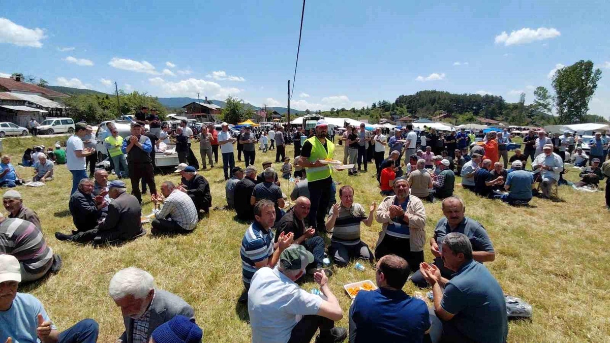 Mudurnu\'da Geleneksel Hacet Bayramı Başladı