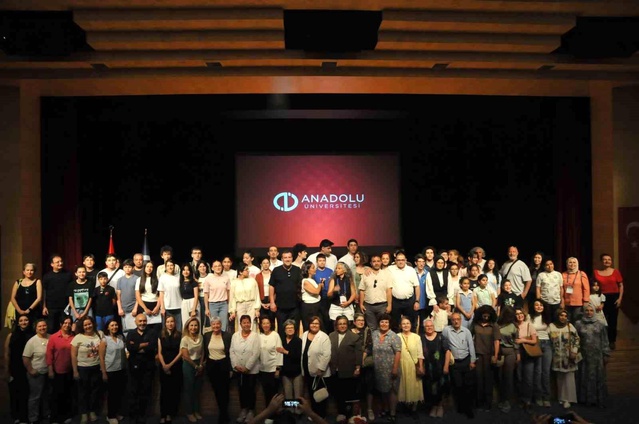 İÇEM Mezunlar Günü Coşkuyla Kutlandı