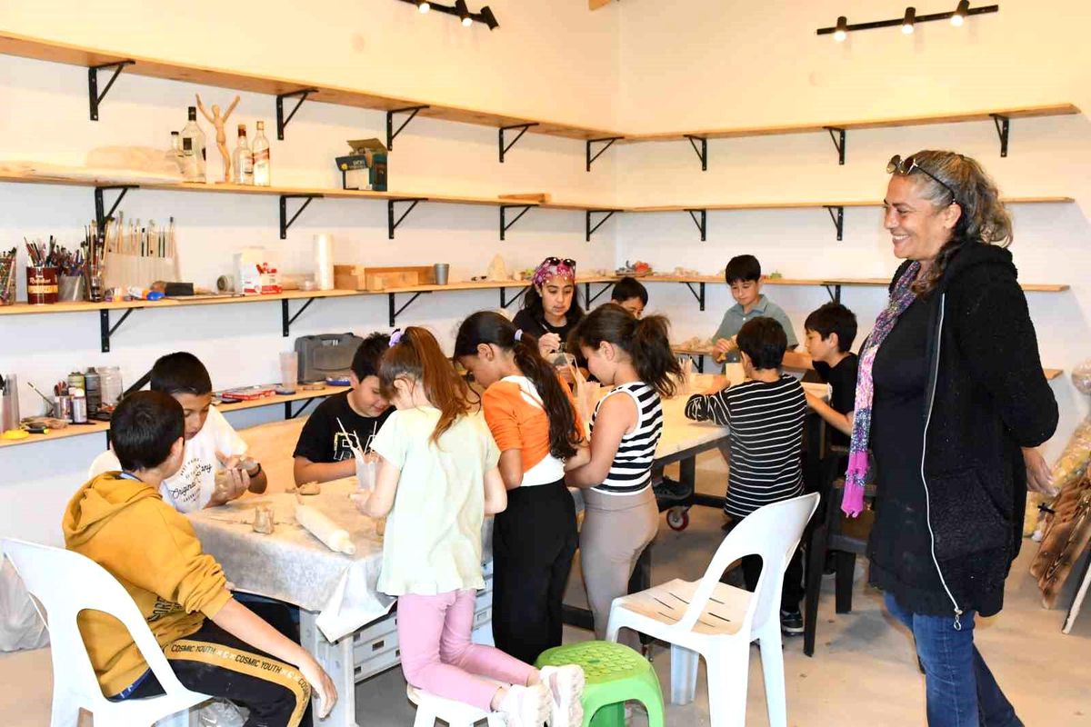 Bahadın\'da Sanat Atölyesi ile Çocuklara Destek