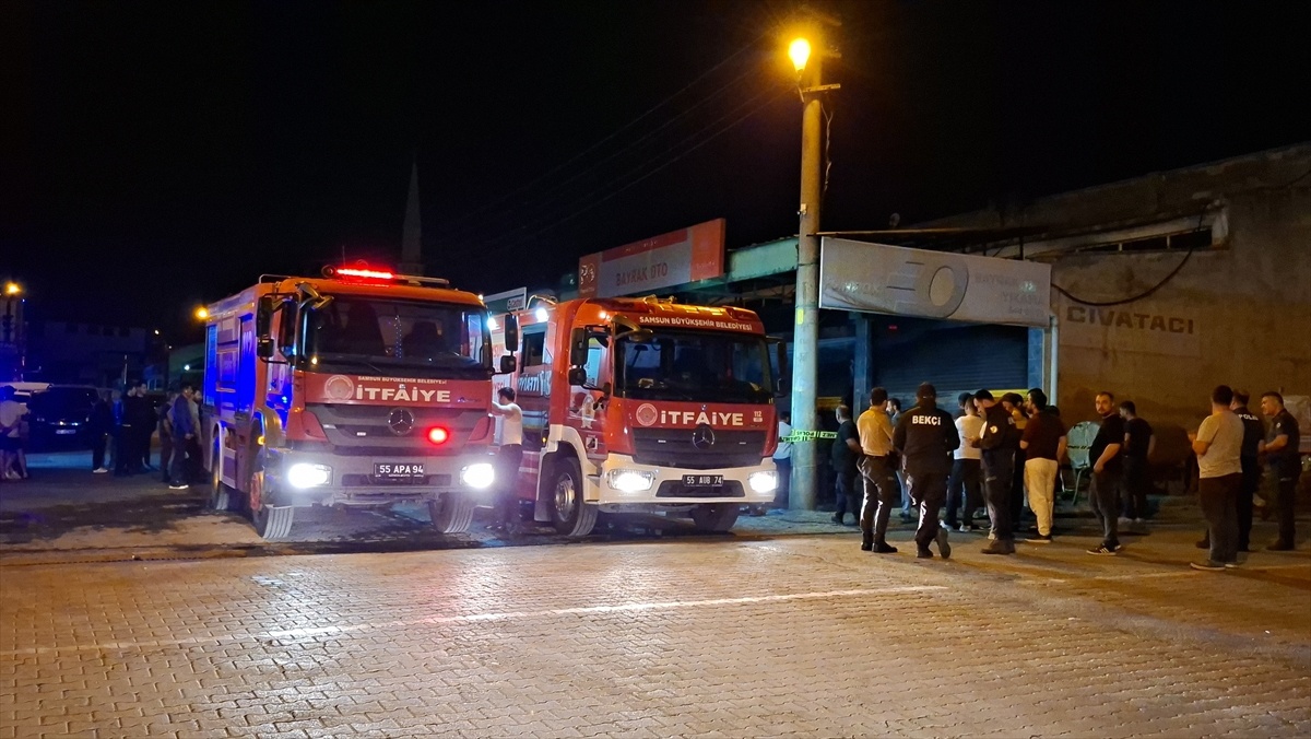 Bafra\'da Oto Yıkamacıda Yangın