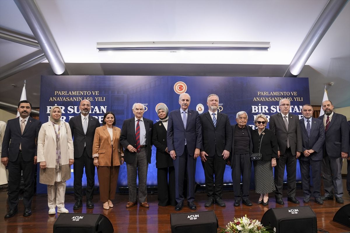 Kurtulmuş\'tan Yeni Anayasa Vurgusu