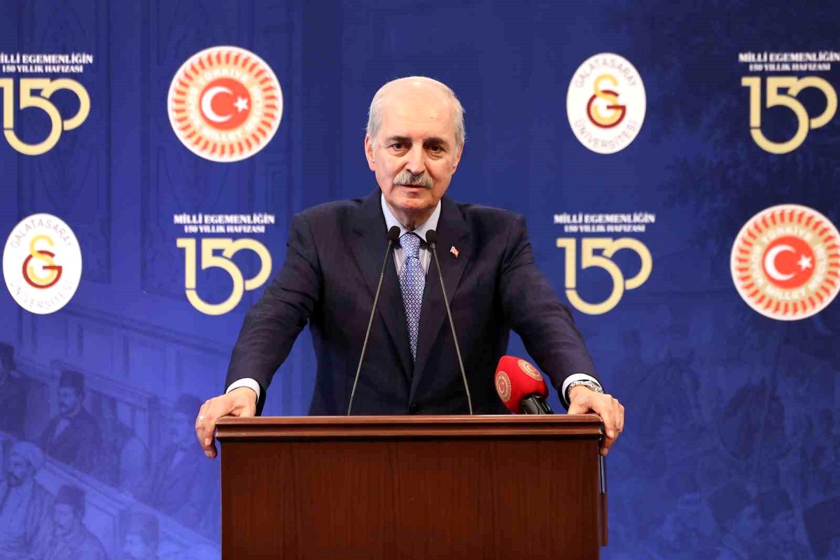 Kurtulmuş: Türkiye Yeni Anayasasını Yapmalı