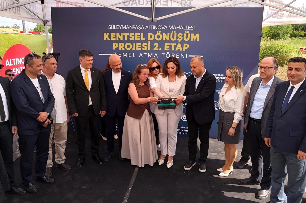 Tekirdağ\'da depreme dayanıklı yaşam için yeni adım: Altınova Kentsel Dönüşüm Projesi\'nde ikinci etabın temeli atıldı