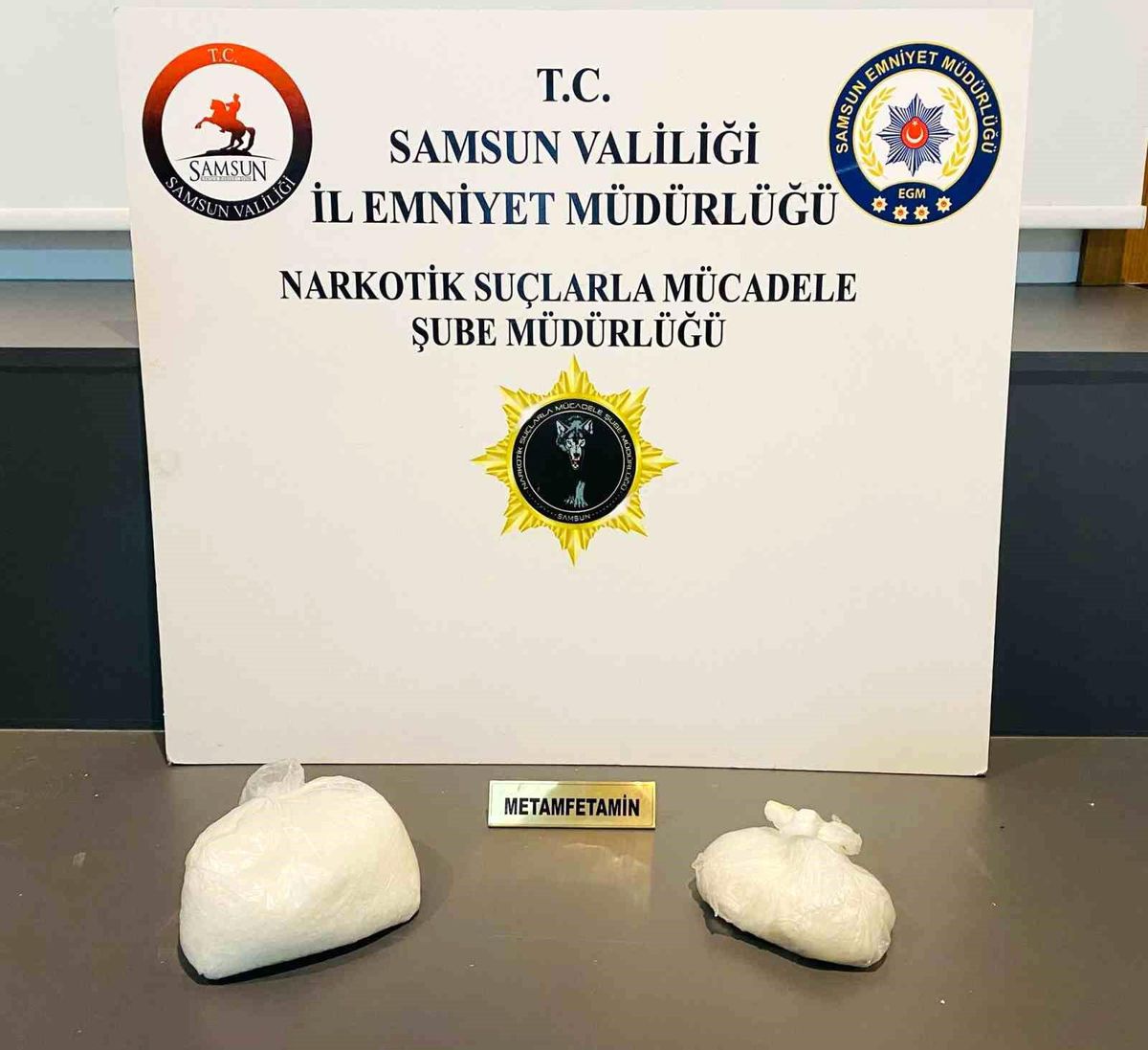 Samsun\'da Uyuşturucu Operasyonu: 1.264 kg Metamfetamin Ele Geçirildi
