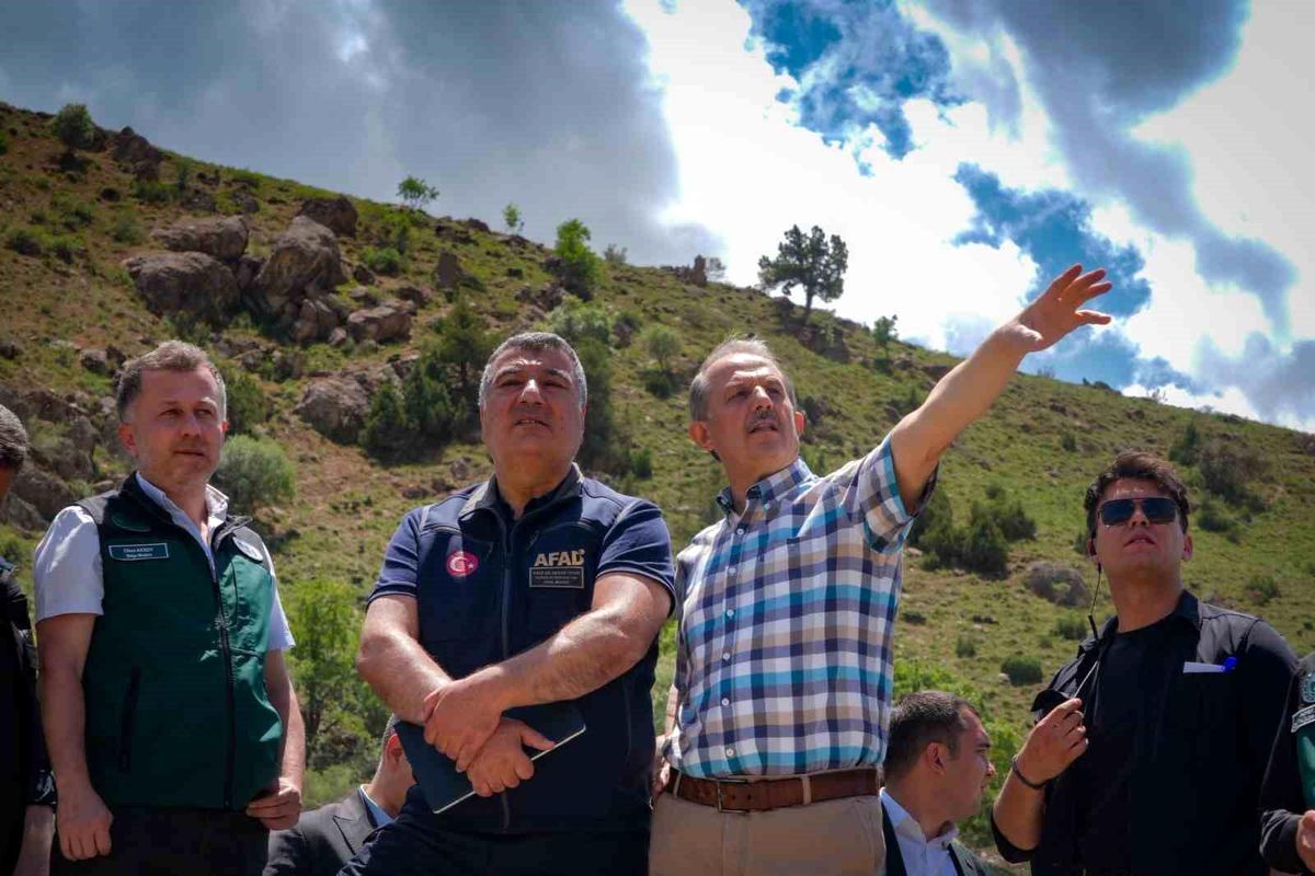 Hakkari\'de Heyelan İncelemesi