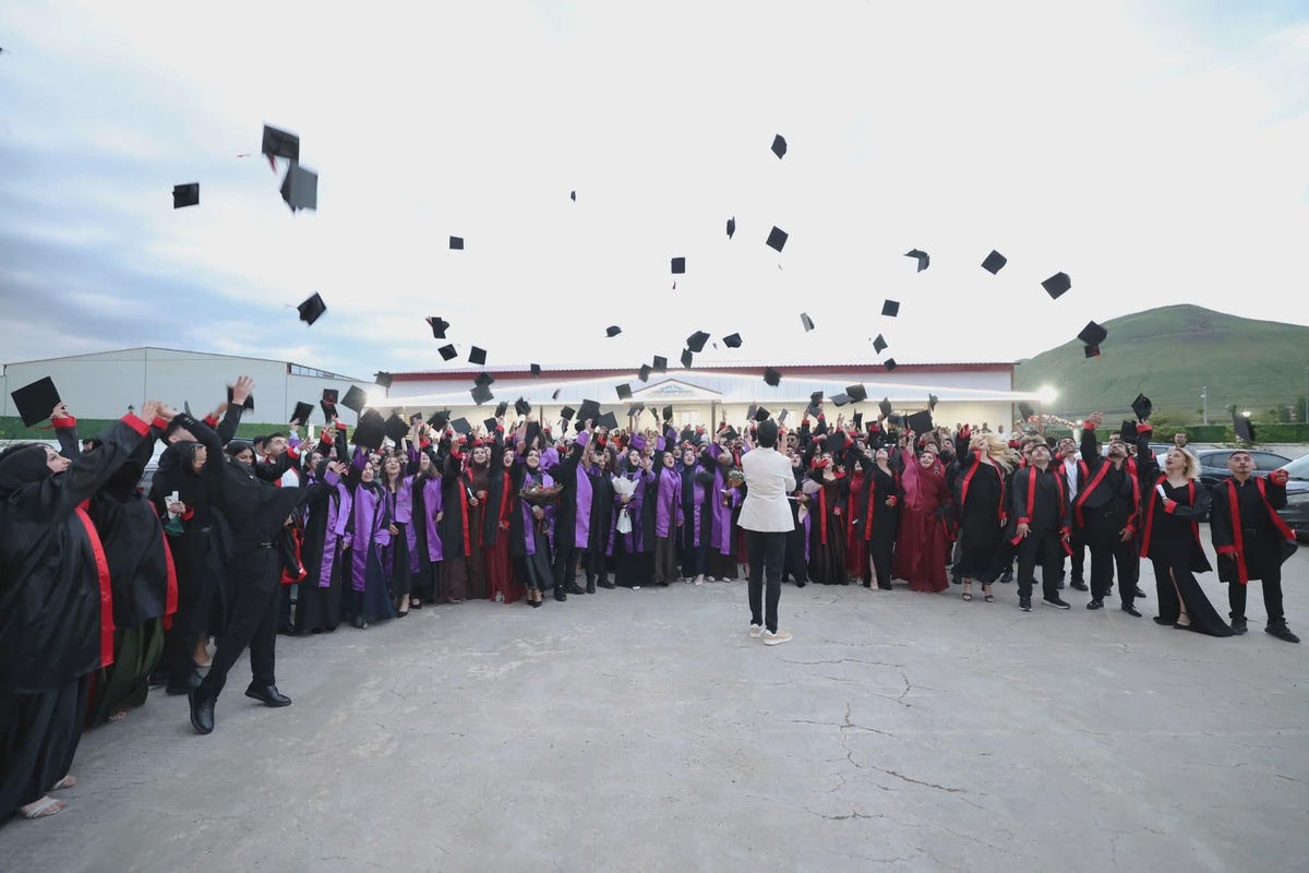 AİÇÜ’nün Patnos yerleşkesinde mezuniyet coşkusu yaşandı
