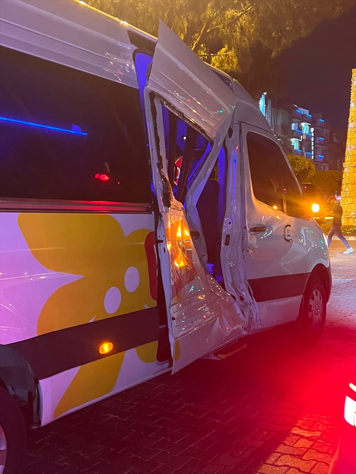 Alanya\'da motosiklet kazası: Rus sürücü hayatını kaybetti