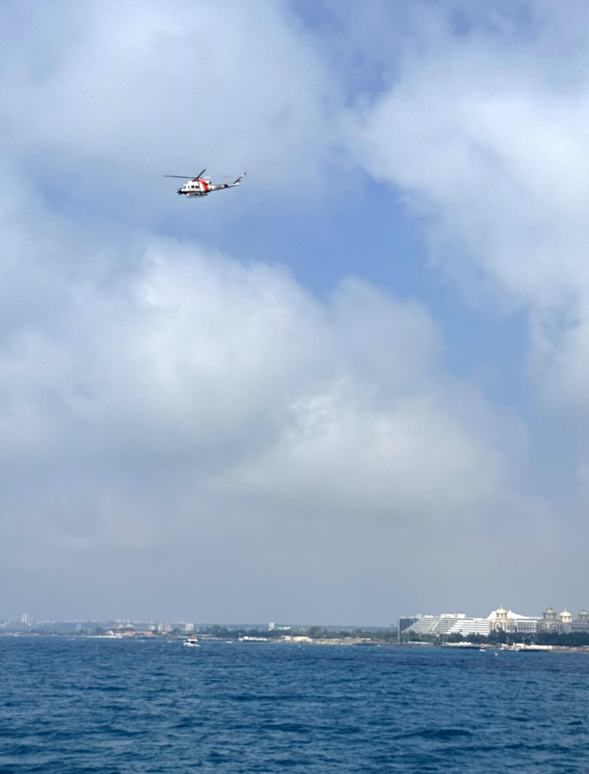 Antalya\'da Kaybolan Genç İçin Arama Sürekli Devam Ediyor