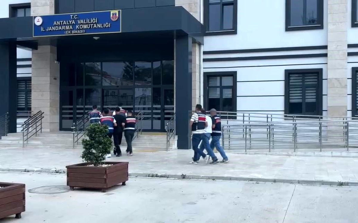 Yasa Dışı Bahis Operasyonunda 79 Gözaltı