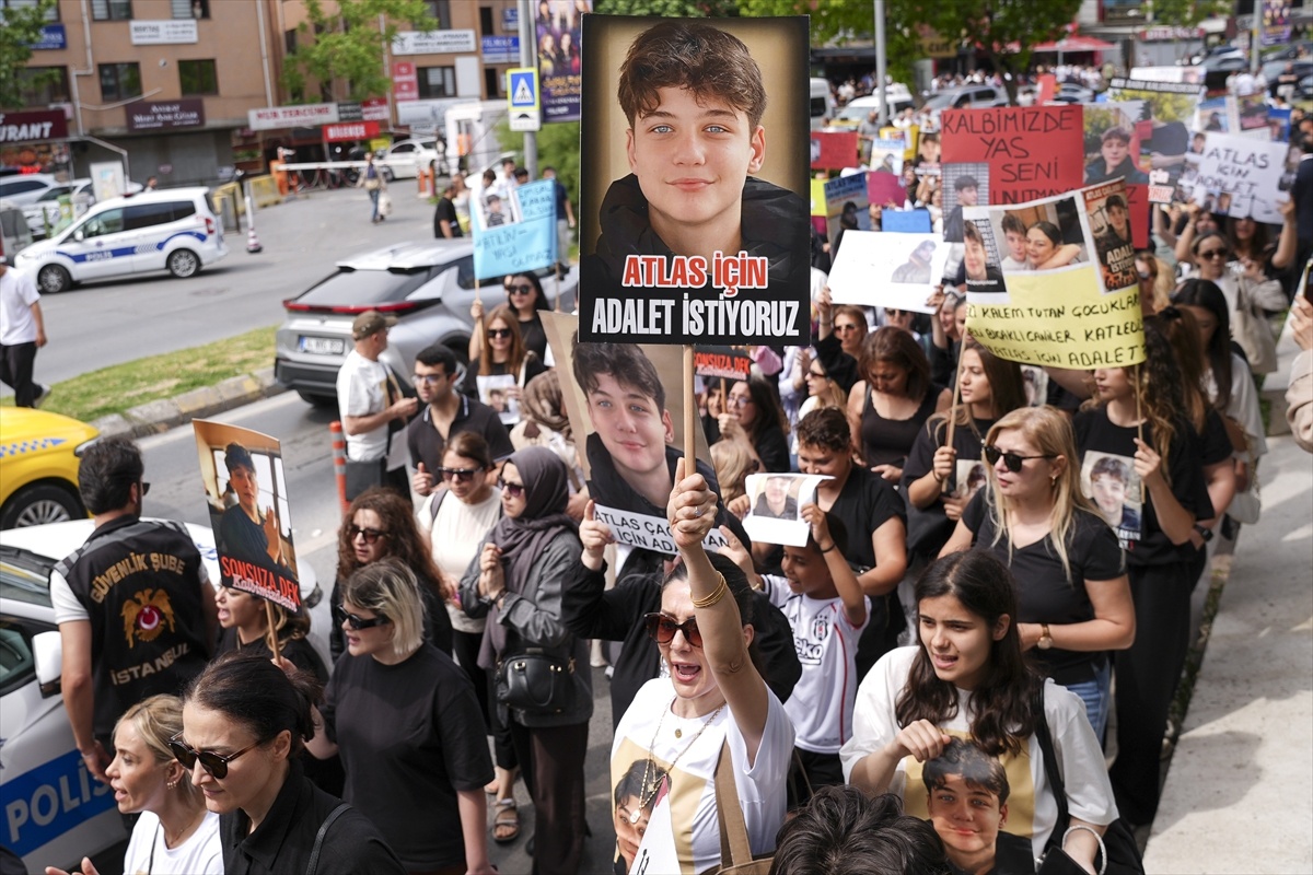 Güngören\'de Bıçakla Ölüm Davası Başladı