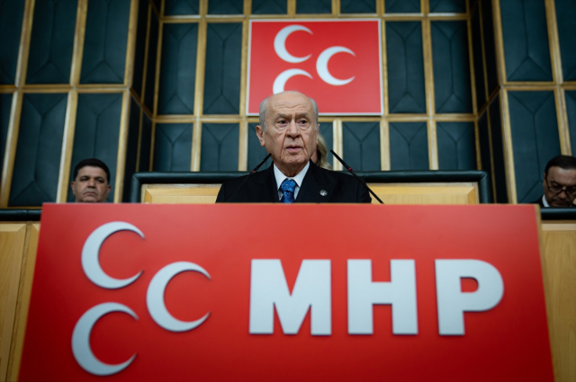 Bahçeli kürsüden Özel'e seslendi: Ateşe körükle gitmemeli, aklı selimle hareket etmelidir