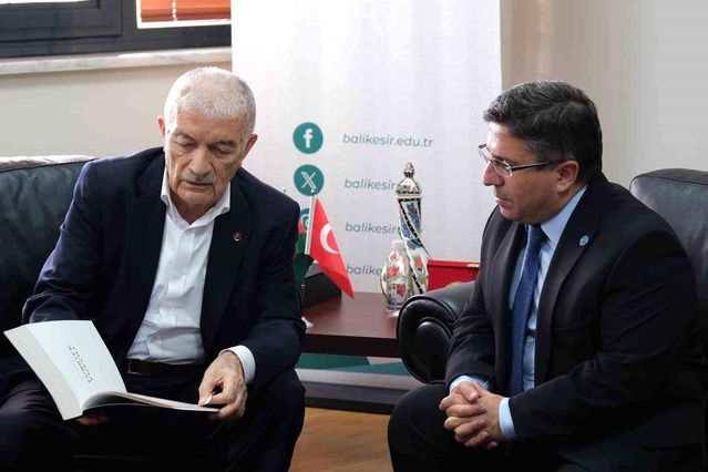 Birlik Vakfı'ndan Balıkesir Üniversitesi'ne Ziyaret