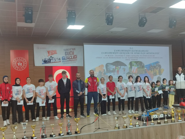 Çamlıhemşin’in şampiyonları ödüllendirildi: Başarıları alkış topladı