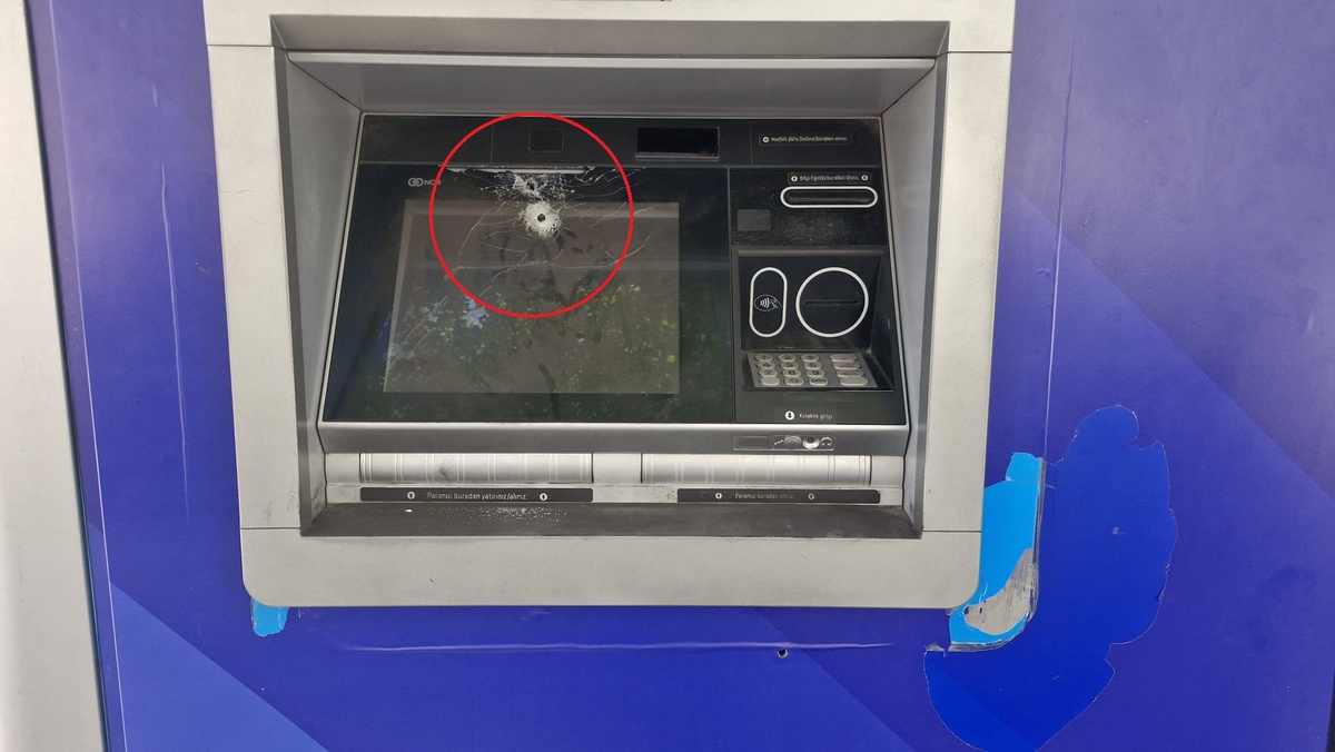 Diyarbakır\'da ATM\'lere Silahlı Saldırı
