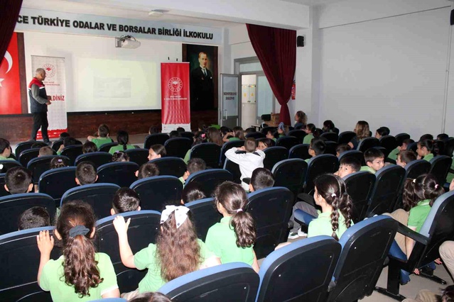 Öğrencilere Süt Tüketiminin Önemi Anlatıldı