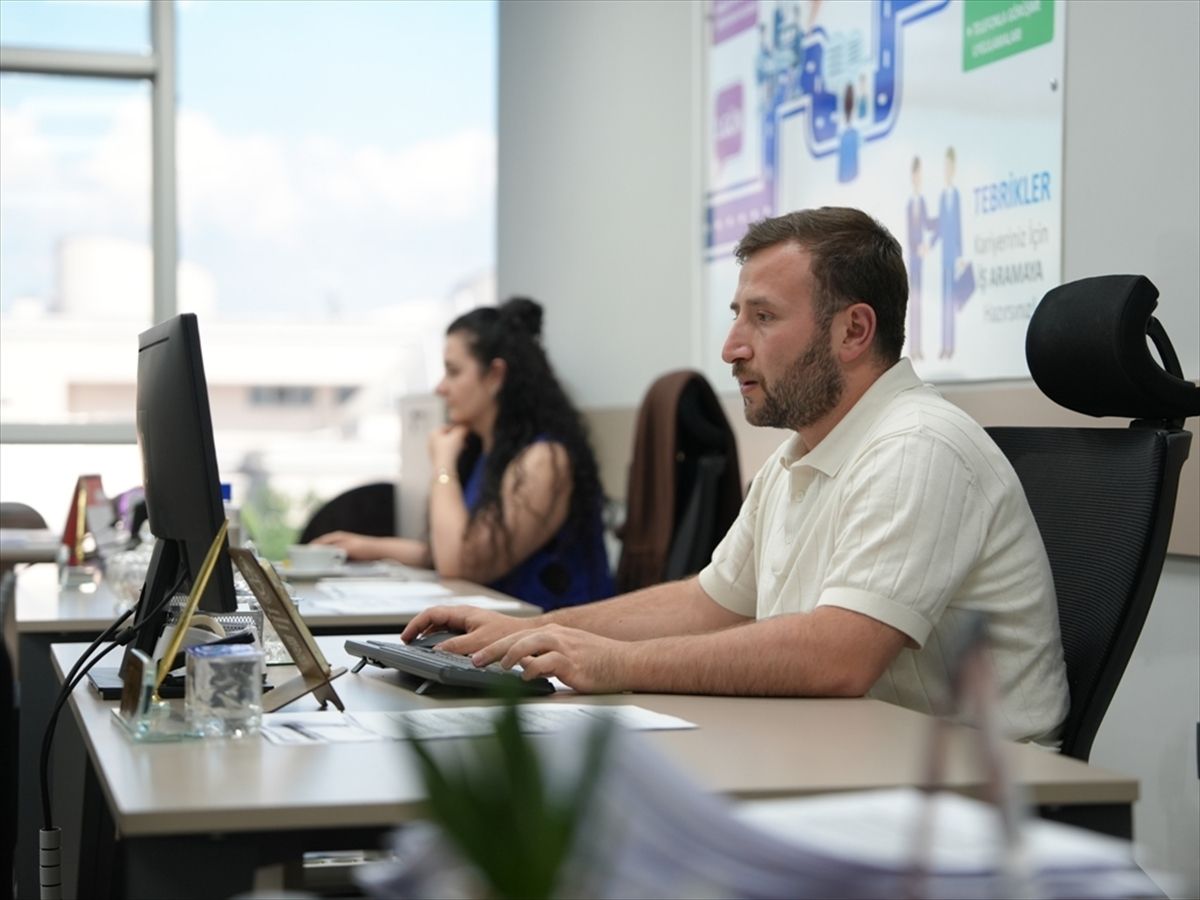 Düzce İş Kulübü\'nden 242 Kişiye İş
