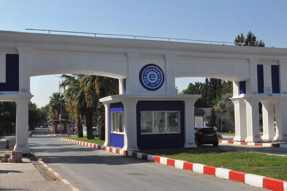 Ege Üniversitesi\'ndeki milyarlık çark Sayıştay raporu ile deşifre oldu! Aynı gün, aynı firmaya 3 ihale