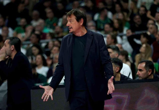 Ataman'dan Olympiakos Taraftarına Tepki