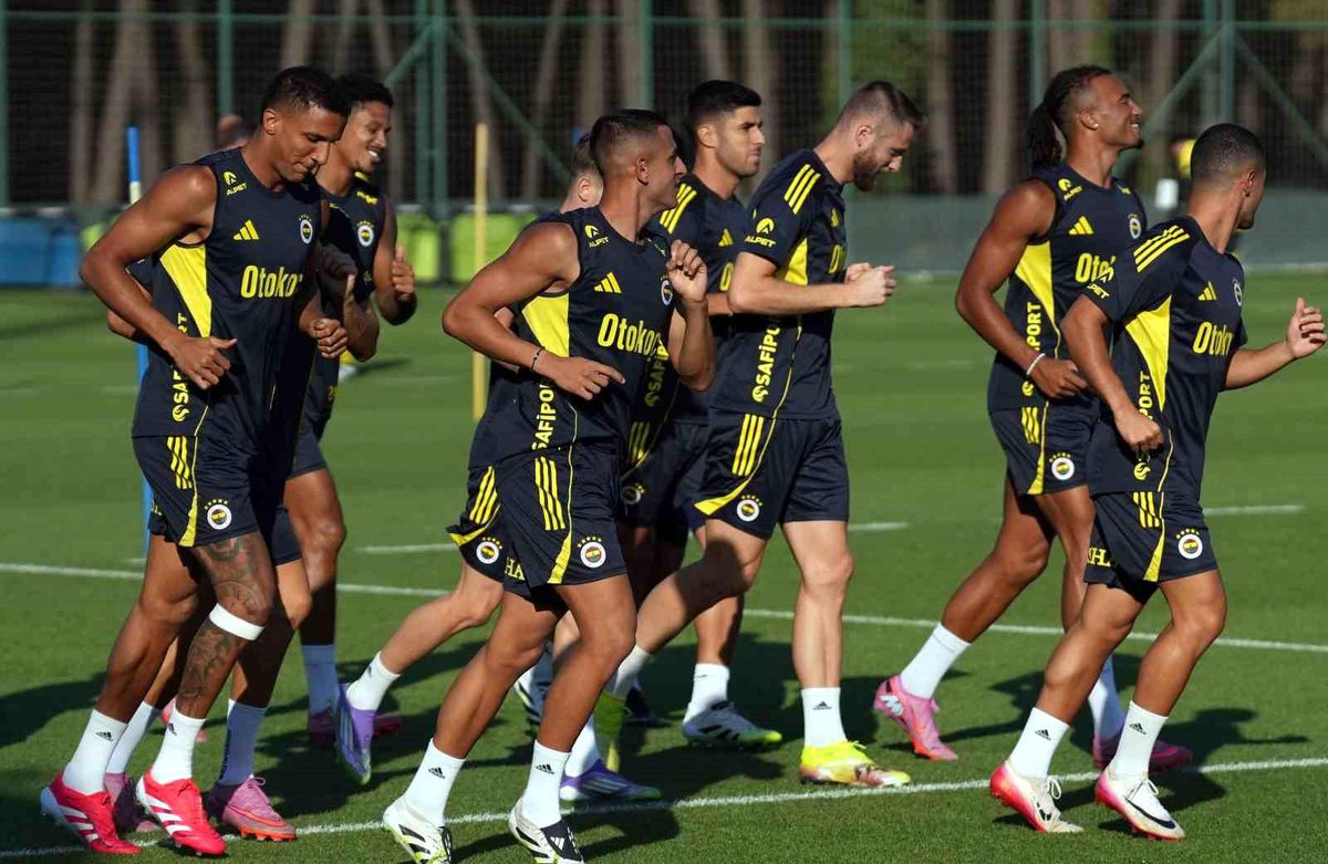 Fenerbahçe Avusturya\'da Kamp Yapacak