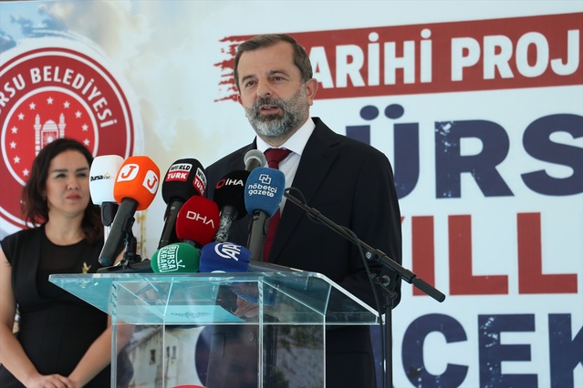 Gürsu Kent Meydanı Projesinde Yıkım Töreni