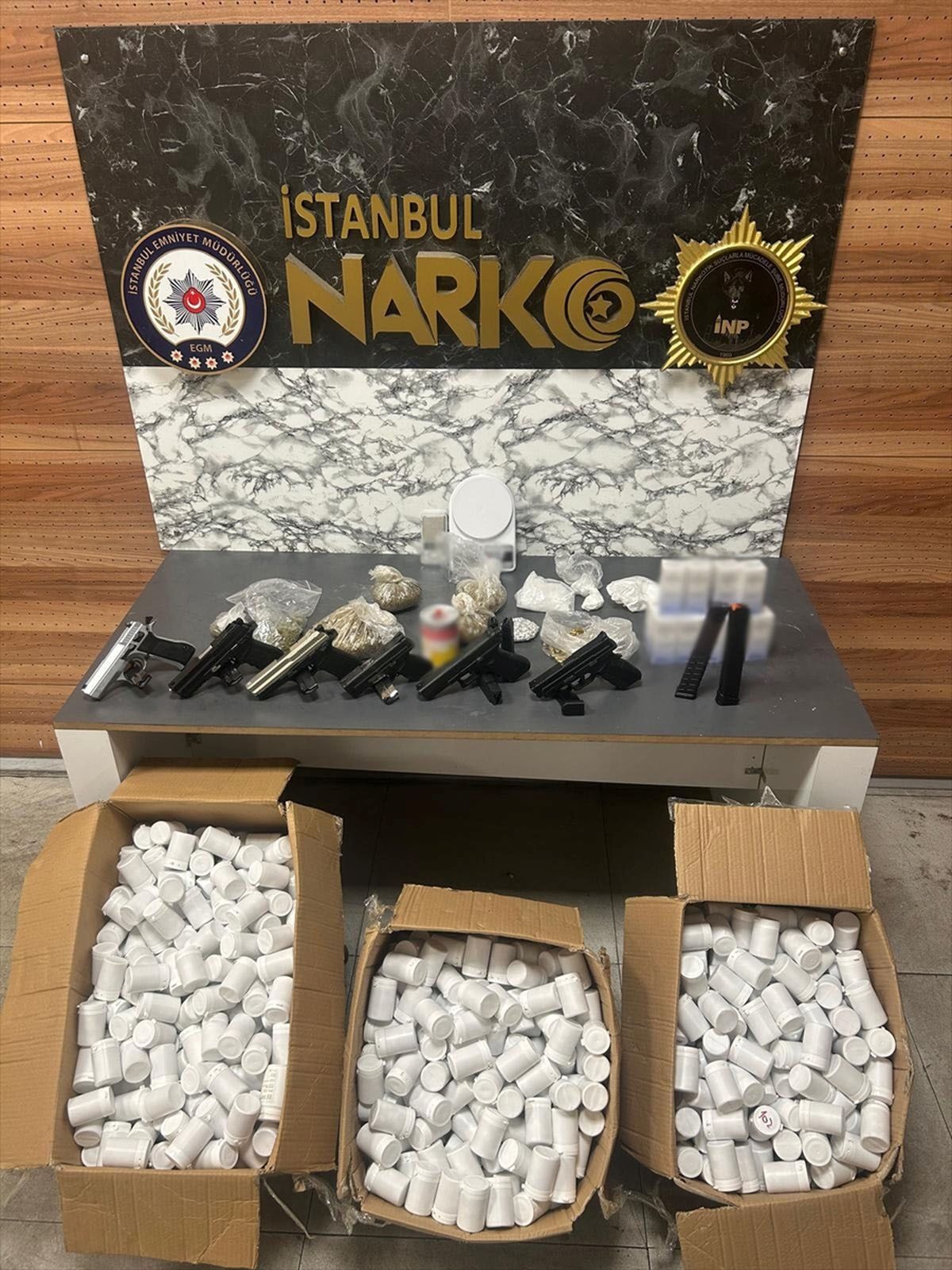 Zeytinburnu\'nda Uyuşturucu Operasyonu