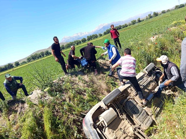 Elbistan'da Trafik Kazası: 4 Yaralı