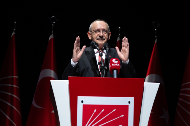 Kılıçdaroğlu, CHP Genel Merkezi'nde kürsüye çıktı: O noktaya gelince kesip atacağız